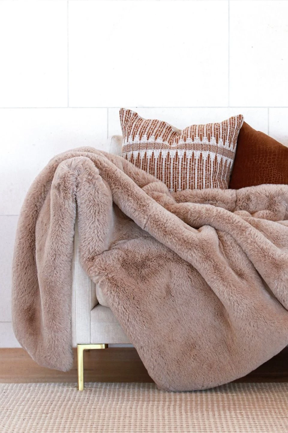 Home Lab Vegan Fur Throw Big Bear Pewter 130X 150cm