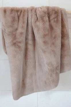 Home Lab Vegan Fur Throw Big Bear Pewter 130X 150cm