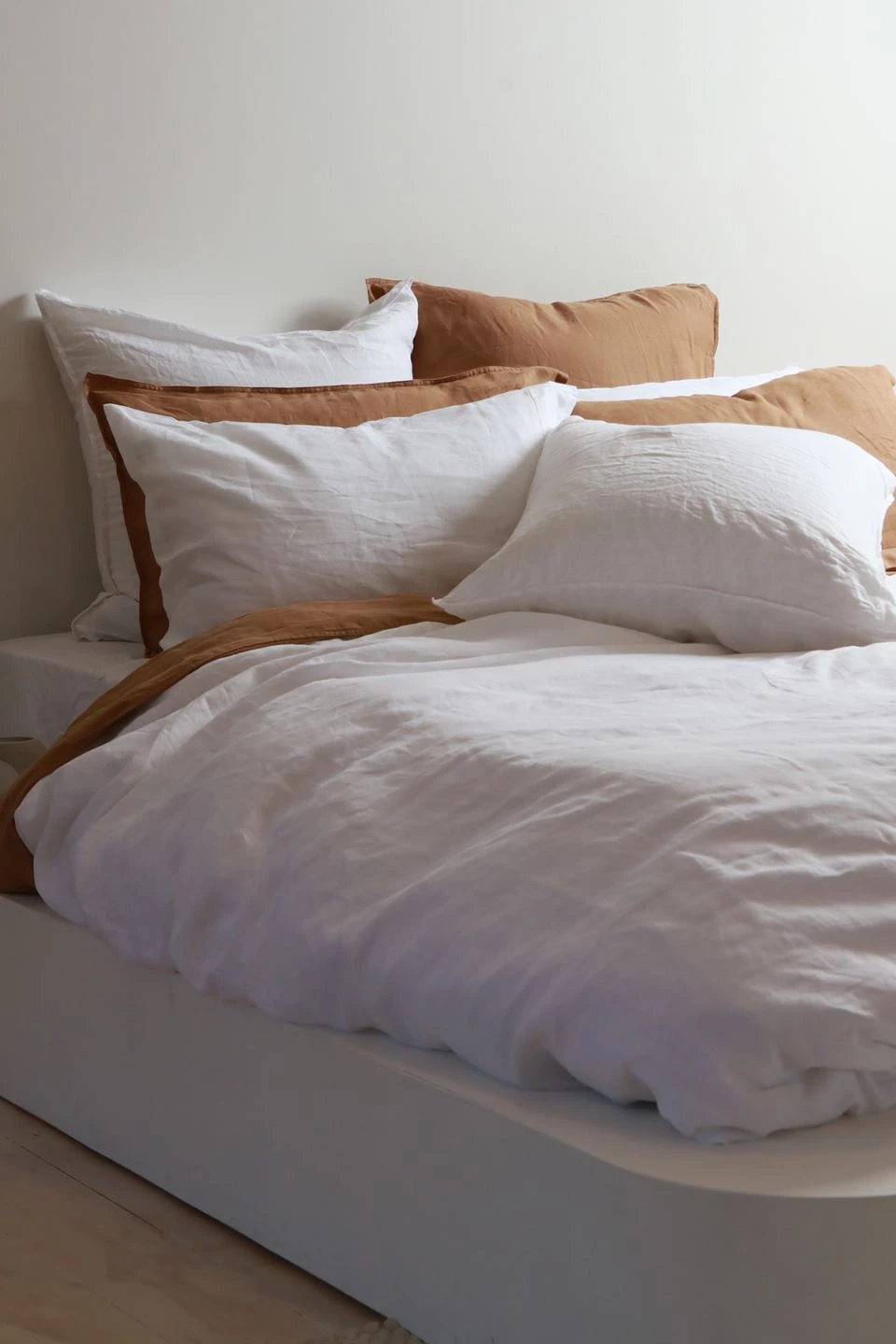 Home Lab 100% French Linen Duvet Cover Set King White The Edit