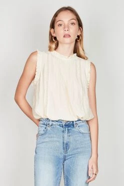 Esmaee Mystic Cream SL Lace Top Tops & Tees