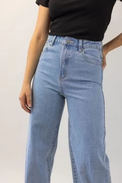 Abrand Jeans New In A 94 High Wide Walk Away Light Blue Denim Jean