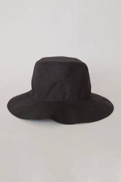 Sophie Love Linen Bucket Hat Black