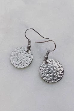 Flo Gives Back 15% To Women In Need Get The Look Small Hammered Circle Rhodium Earring