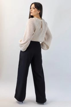 Ivy + Jack Carly Ecru Shirred LS Raglan Elastic Hem Crop Top