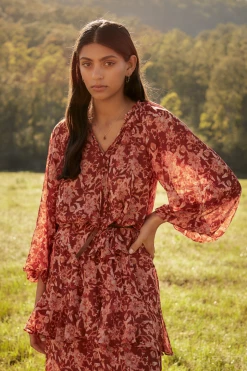 Mink Pink Dover Red Floral V Neck Balloon LS Blouse New In