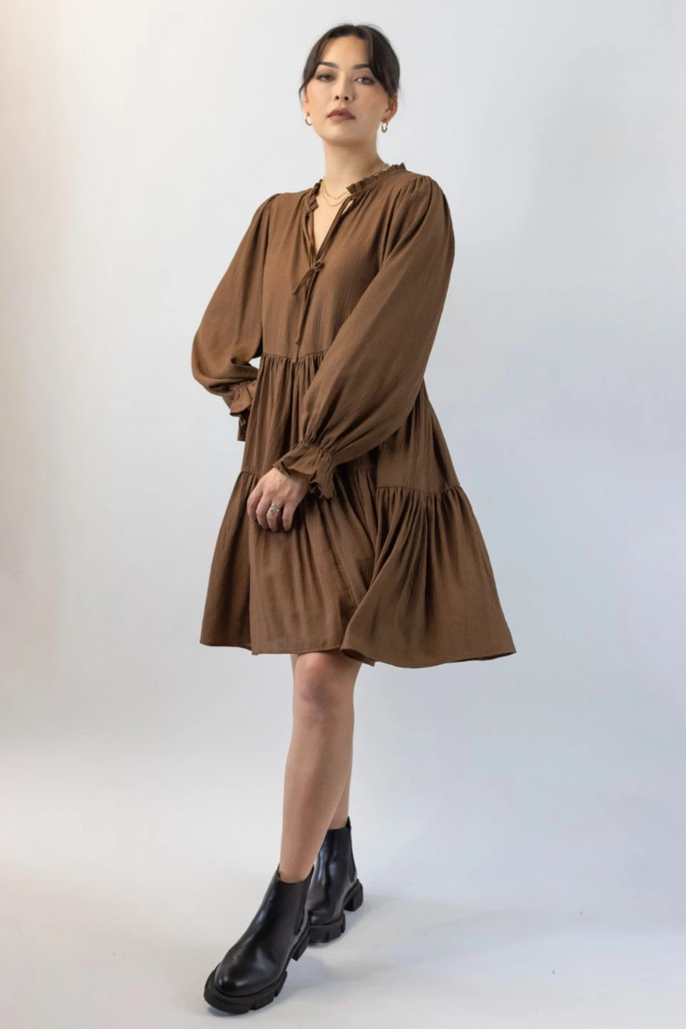 Ivy + Jack Billie Pecan Crinkle LS Frill V Neck Tiered Mini Dress New In