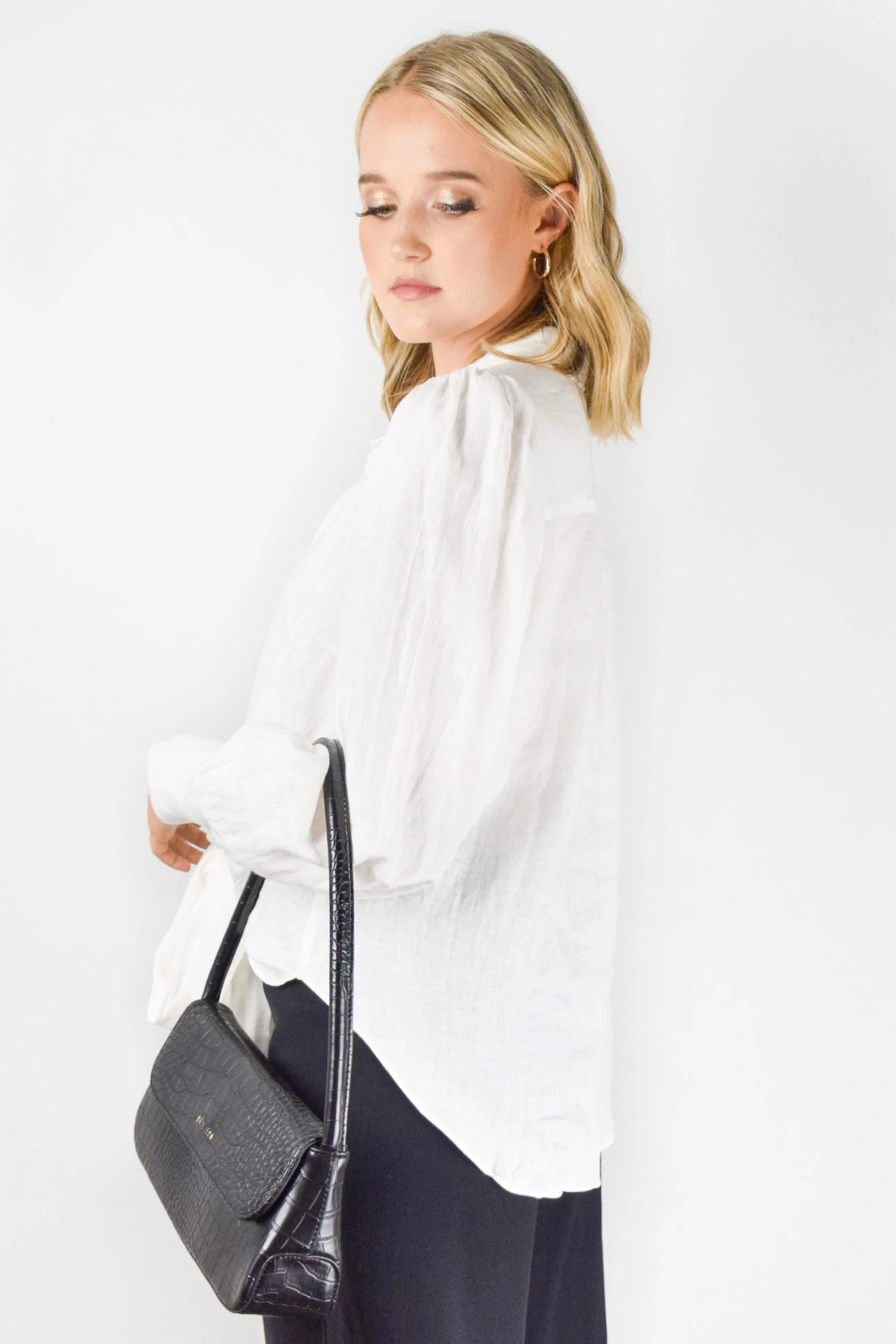 Among The Brave Victory White Linen Tie Hem Puff Sleeve Shirt