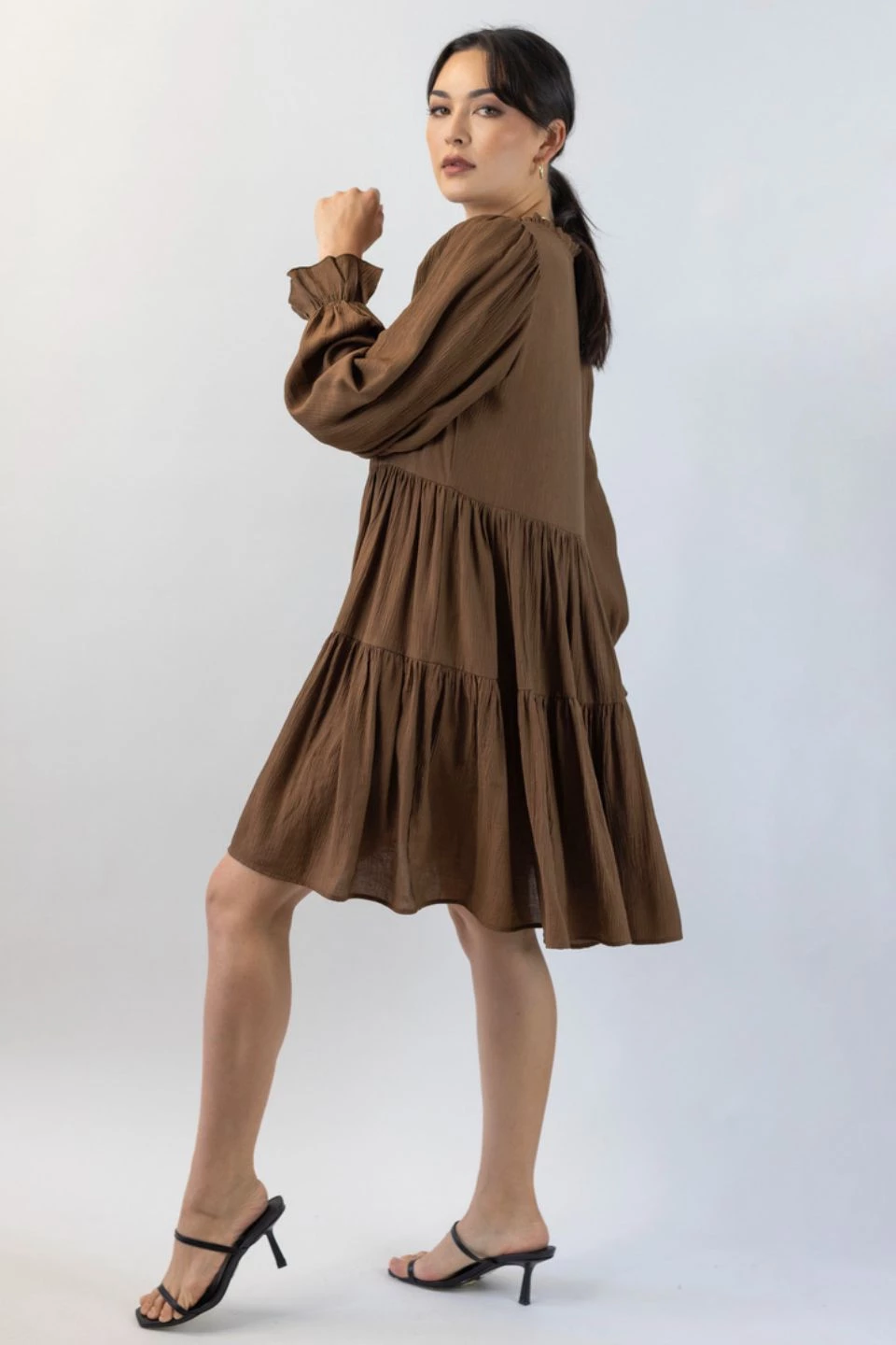 Ivy + Jack Billie Pecan Crinkle LS Frill V Neck Tiered Mini Dress New In