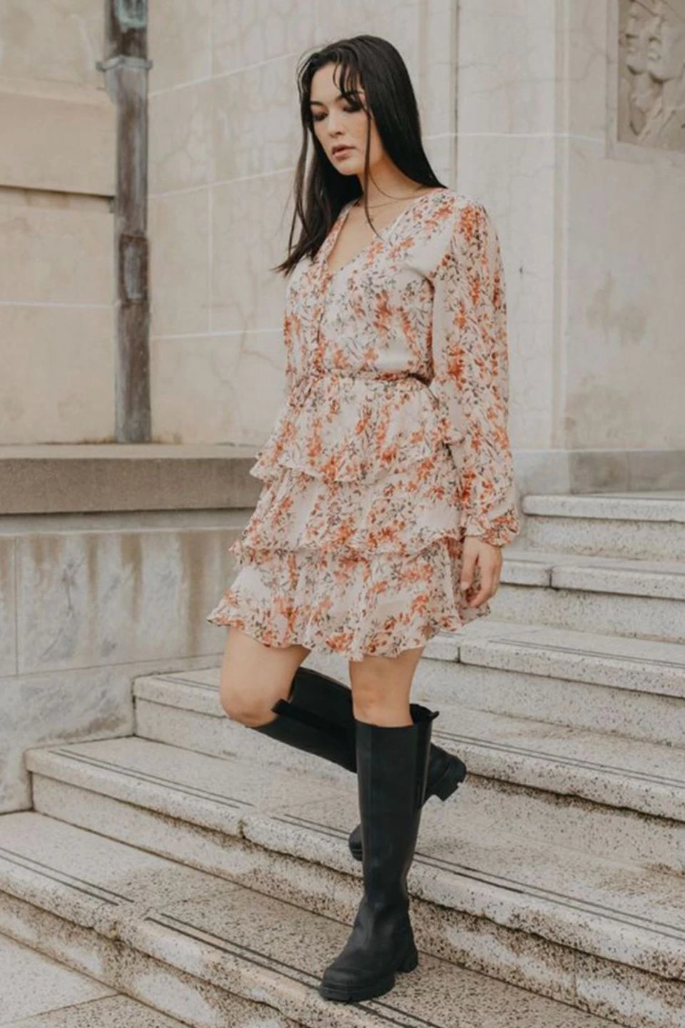 Ivy + Jack Dresses Evita Sand Floral LS V Neck Mini Tiered Dress