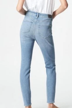Mavi Scarlett LA Blue Vintage Straight Denim Jean New In
