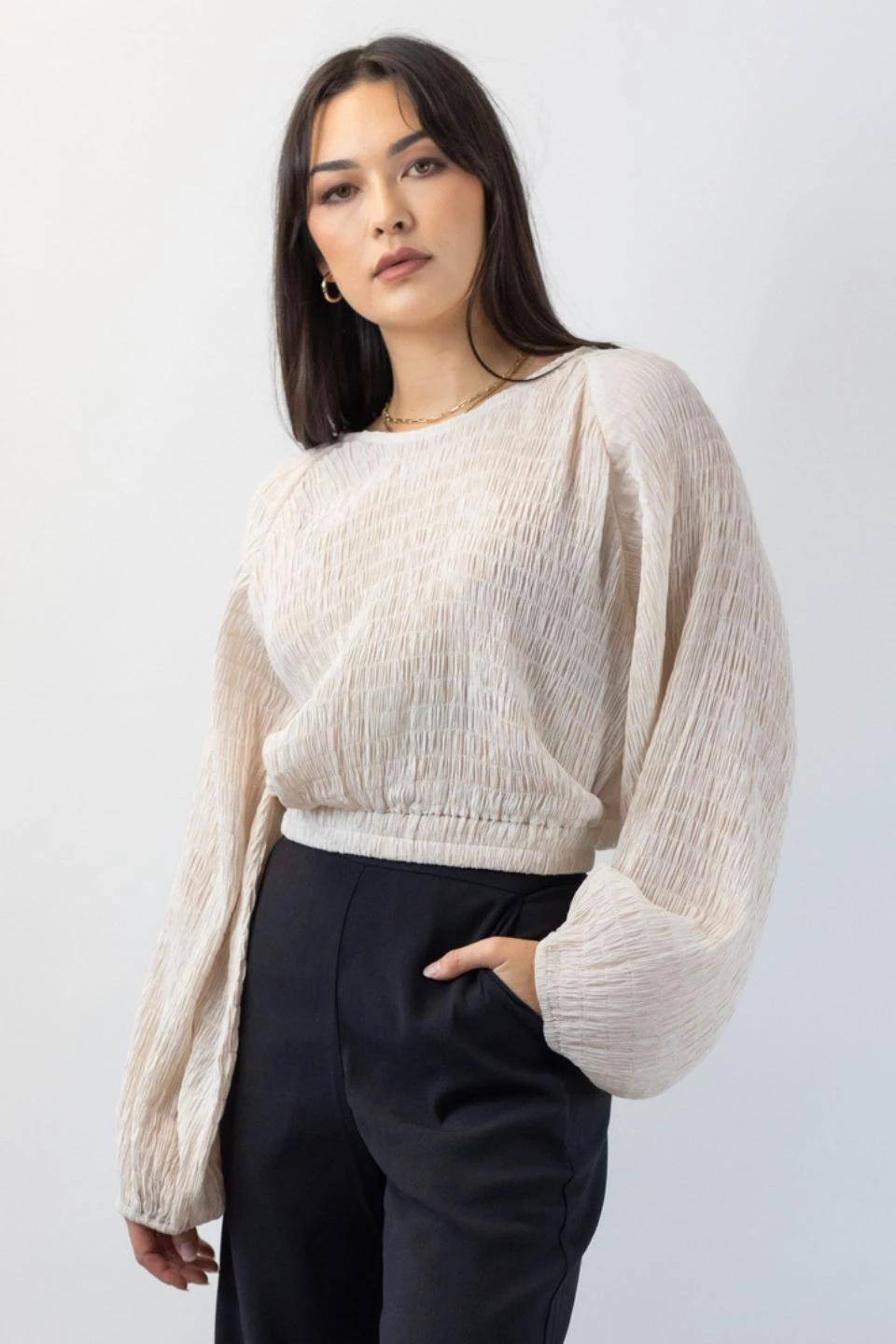Ivy + Jack Carly Ecru Shirred LS Raglan Elastic Hem Crop Top
