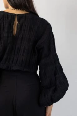 Ivy + Jack Carly Black Shirred Cotton LS Raglan Elastic Hem Crop Top