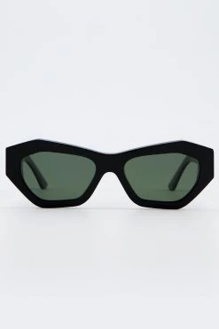 Isle Of Eden Emily Black Sunglasses