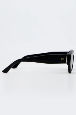 Isle Of Eden Emily Black Sunglasses