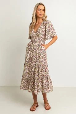 Harni Ophelia Pale Pink Daisy Floral SS Midi Wrap Dress Dresses