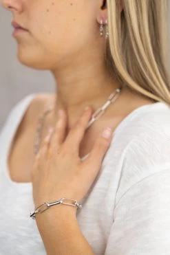 Flo Gives Back 15% To Women In Need Jewellery Oval Chain Rhodium Bracelet