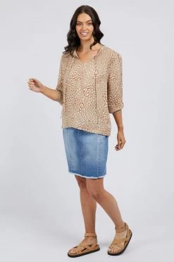 Foxwood Kaiya Beige Animal LS Top
