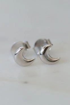 Sophie Luna Lover Sleeper Earrings Silver Jewellery