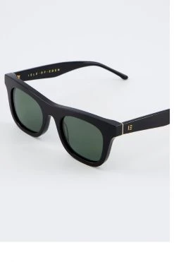 Isle Of Eden Millane Black Sunglasses Eyewear