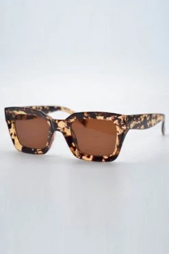 Reality Eyewear Onassis Square Turtle With Brown Lens Sunglasses