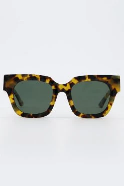Isle Of Eden Rae Tortoise Sunglasses Eyewear