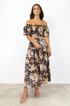 Ivy + Jack Sara Chocolate Floral Square Neck Bubble SS Shirred Crop Top Tops & Tees