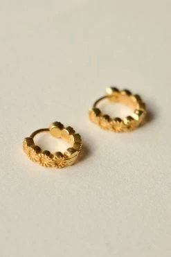 Brie Leon 925 Row Sleeper Gold Mini Daisies Earrings Jewellery