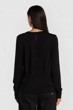 Huffer Knitwear Merino LS Black Laneway Tee