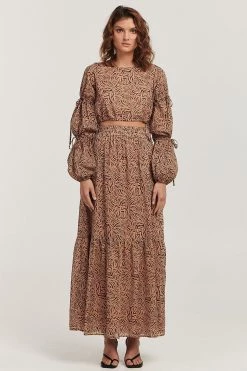 Charlie Holiday New In Whitney Crop Brown Abstract Animal LS Blouse