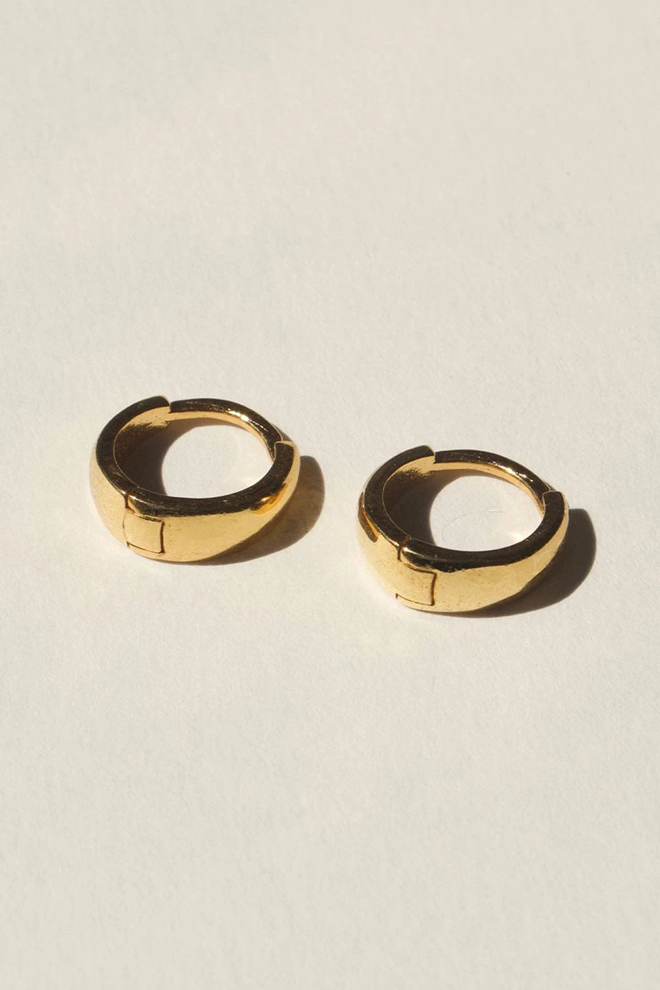 Brie Leon Jewellery Curved Solid Gold Sleeper Earrings