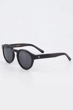 Isle Of Eden Eddie Sunglasses Black Eyewear