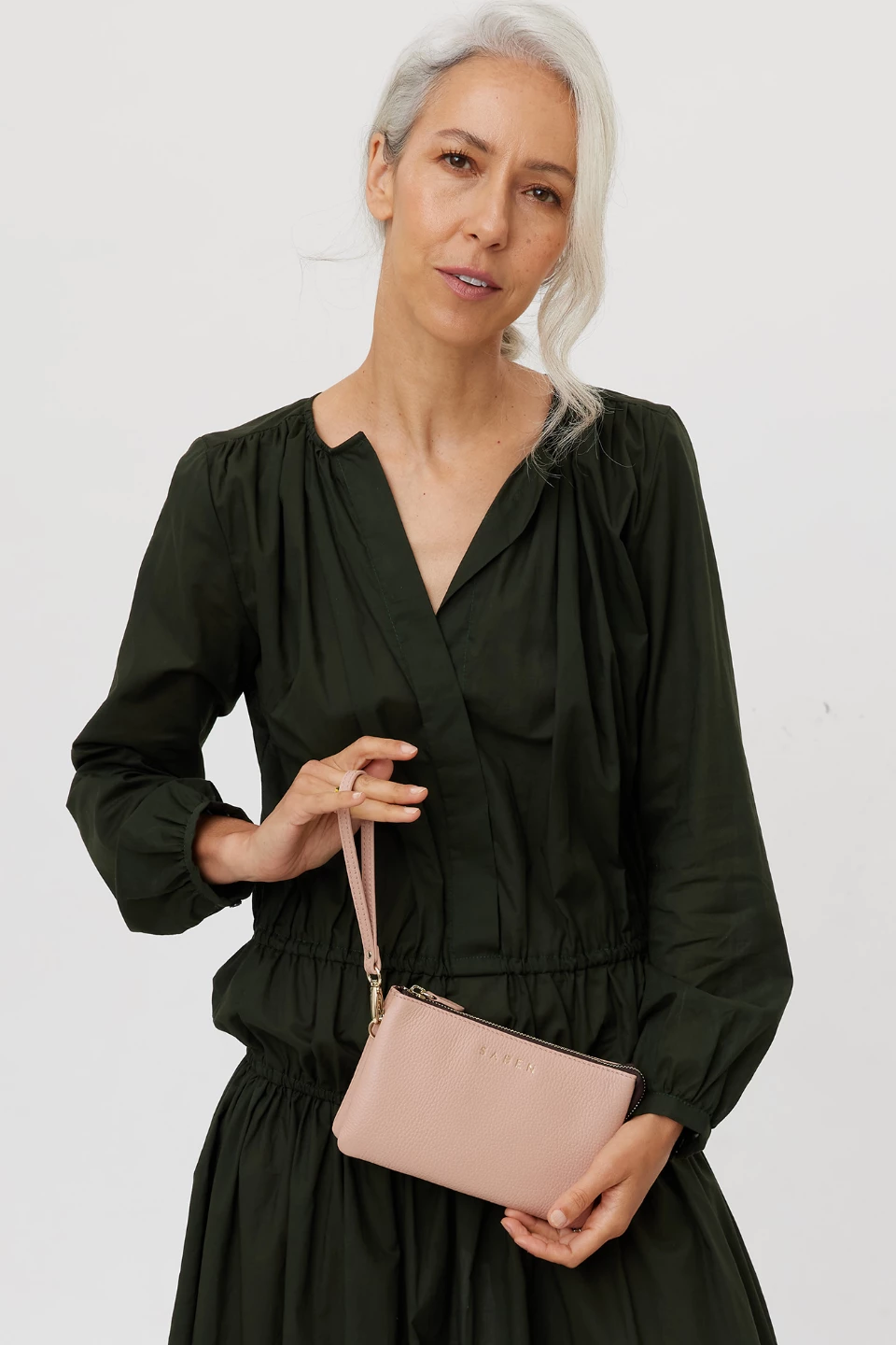 SABEN Bags Tilly Multi Pocket Tea Rose Leather Crossbody Clutch The Edit