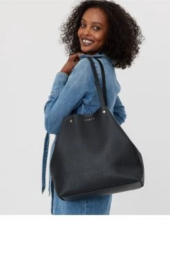 SABEN Bags Support Local Carter Black Tote Bag With Tan Lining