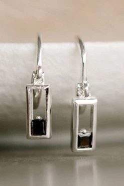 Silver Linings Jewellery Realm Silver Square Sleeper Earring With Black Garnet