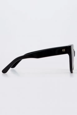 Isle Of Eden Wynnie Sunglasses Black Eyewear