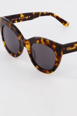 Isle Of Eden Wynnie Sunglasses Tortoise Eyewear